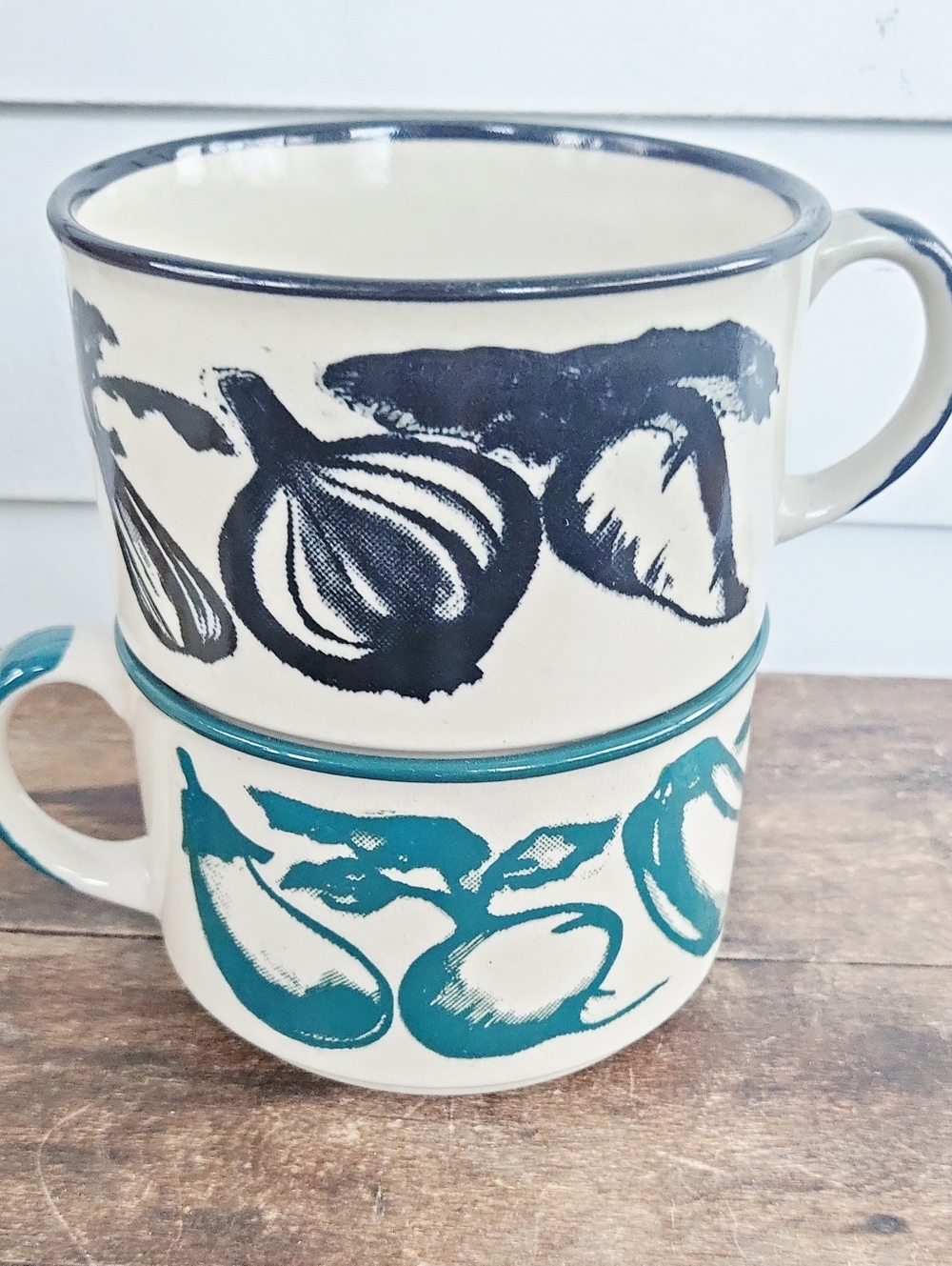 Vintage Stoneware Garden Vegtable Soup Mugs Set Of 2